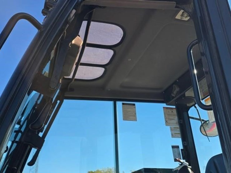 2022-yanmar-sv100-2a-image-59