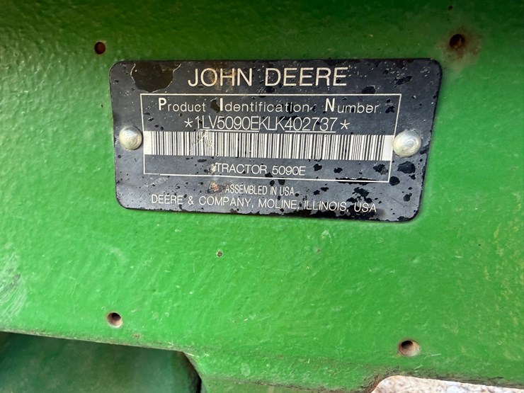 2019-john-deere-5090e-image-91