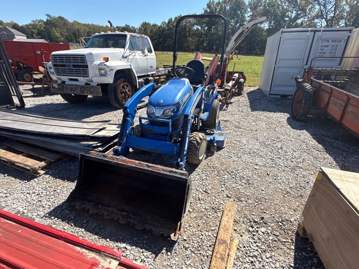 new-holland-workmaster-25s-image-4