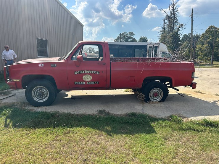 #10590-•-*inop-1985-chevrolet-d30-military-postal-unit-4x4-pickup-1gchd34jxff373404-inv#10590-image-24