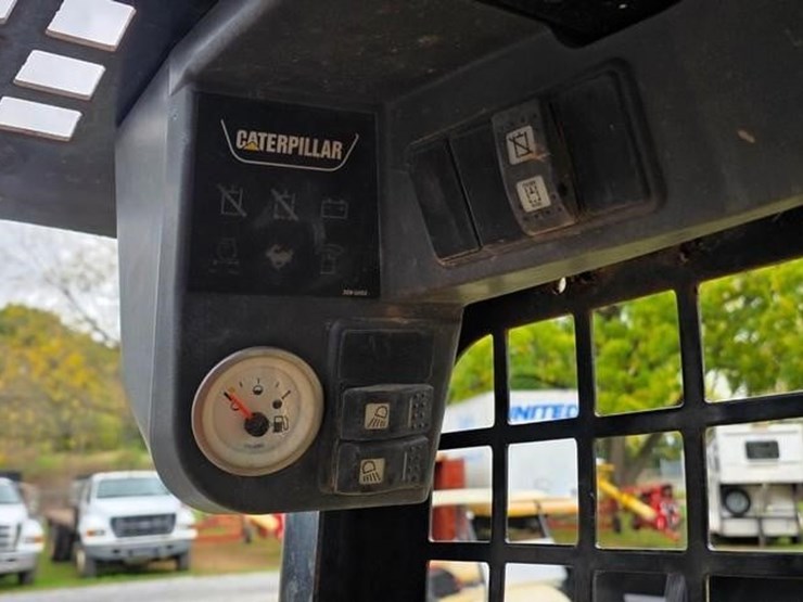 2012-caterpillar-259b3-image-53