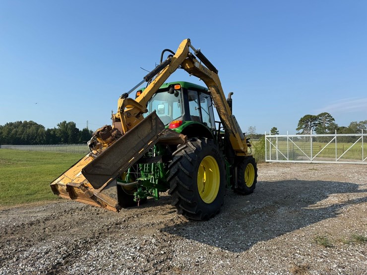 2017-john-deere-6110m-image-3