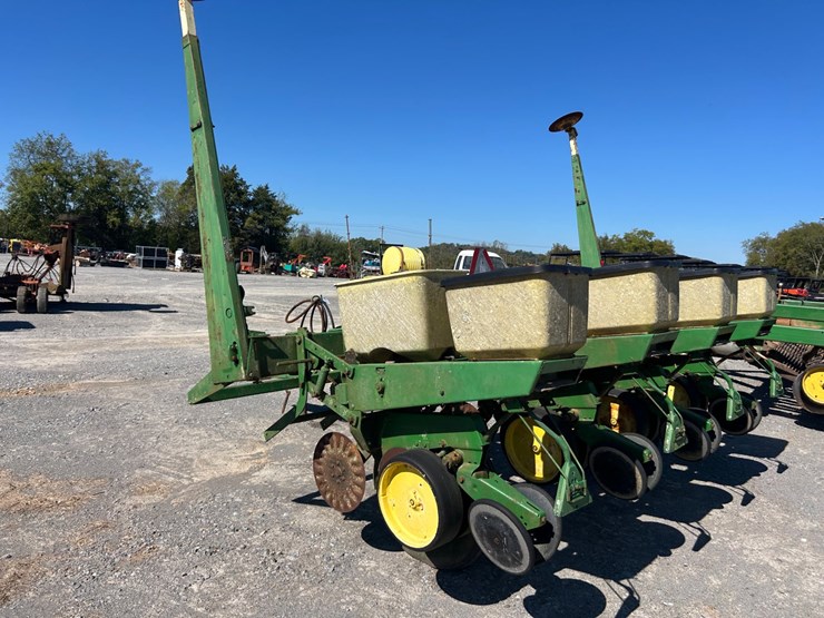 john-deere-7000-image-7