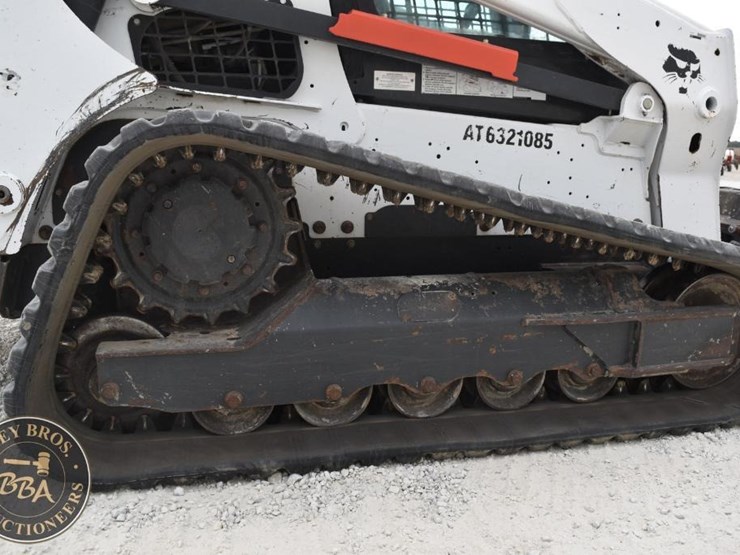 2019-bobcat-t770-image-37