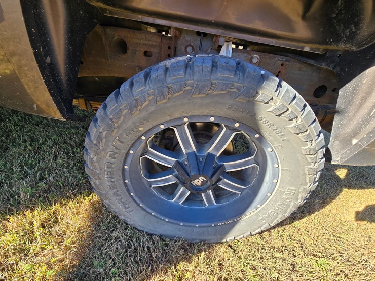 2008-gmc-sierra-2500hd-image-49