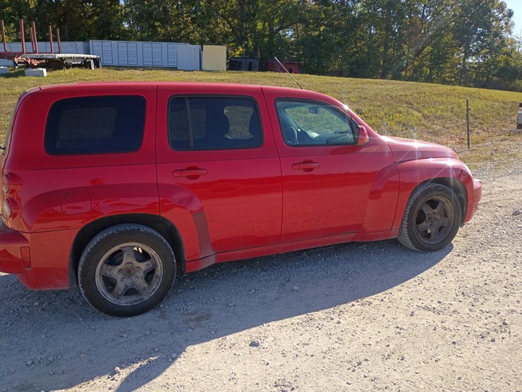 2011-chevrolet-hhr-image-8