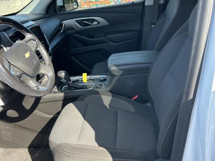 2019-chevrolet-traverse-image-8