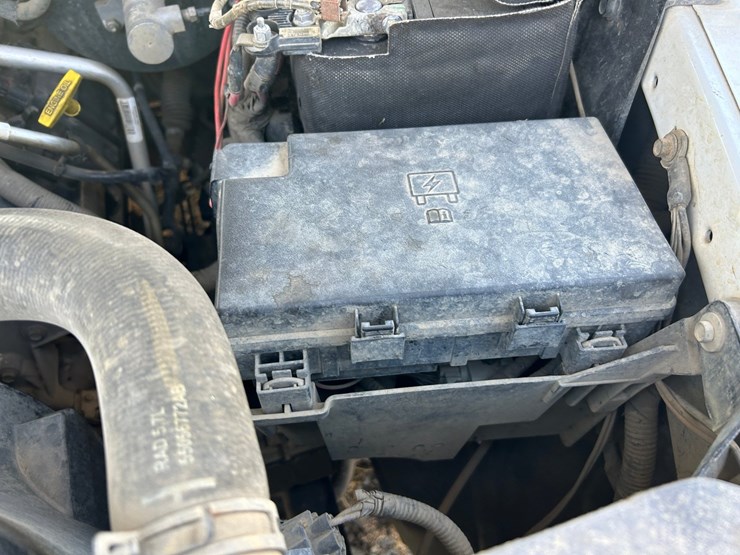 2014-dodge-1500-image-42