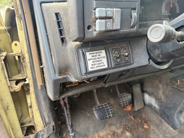 #10597-•-*inop-1998-gmc-c7500-daycab-s/a-grabage-truck-1gdl7h1p7wj519418-inv#10597-image-68