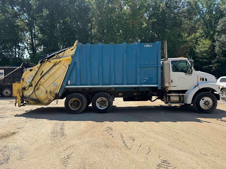 2006-sterling-l7500-image-6