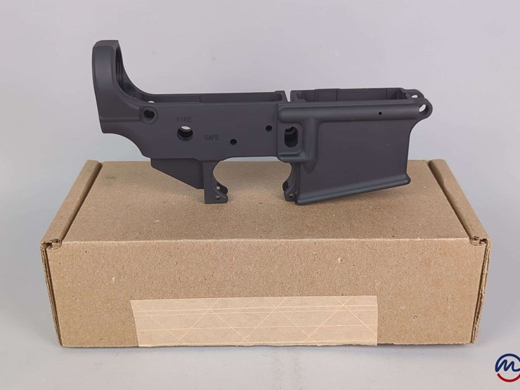 del-ton-dti-15-5.56mm-receiver-sn#-b93070,-stripped-lower-receiver-for-ar-15,-in-original-box-image-1