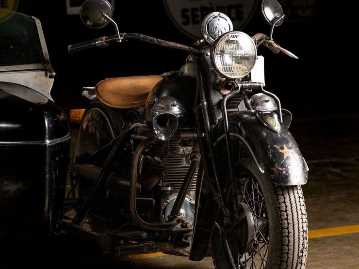 1941-indian-four-sidecar-motorcycle-image-39