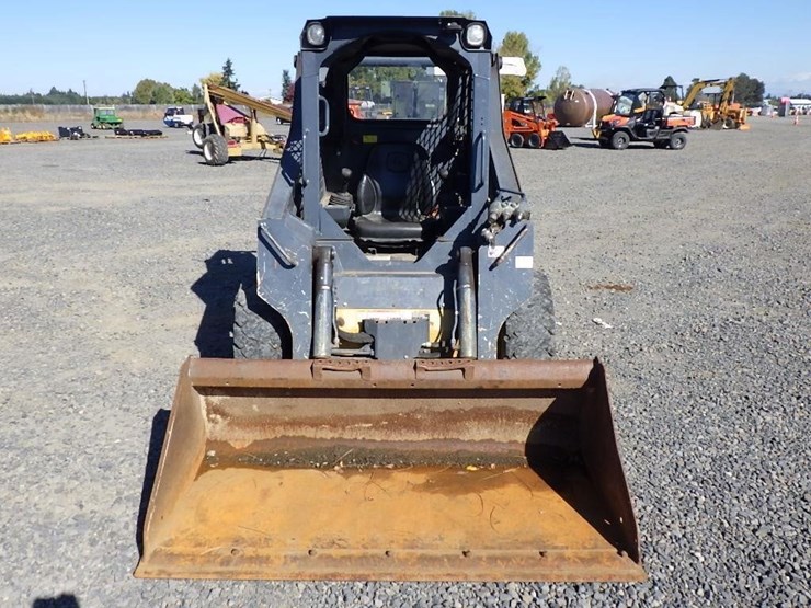 deere-318g-image-2