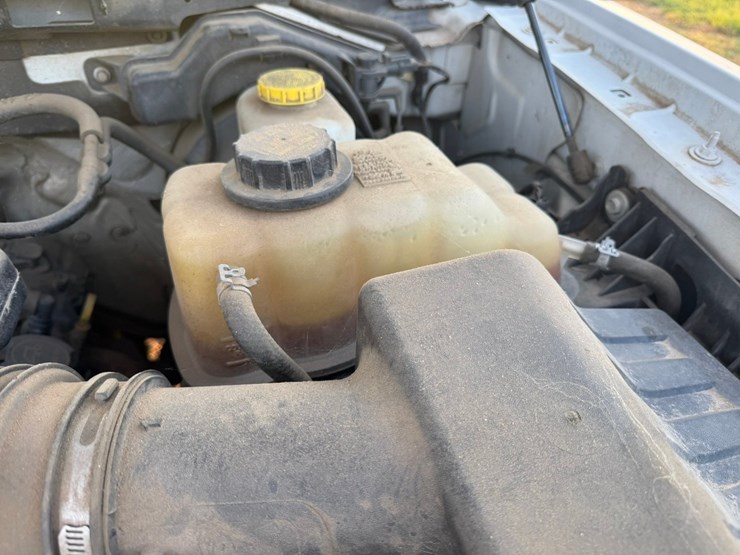 2014-ford-f150-xl-image-34
