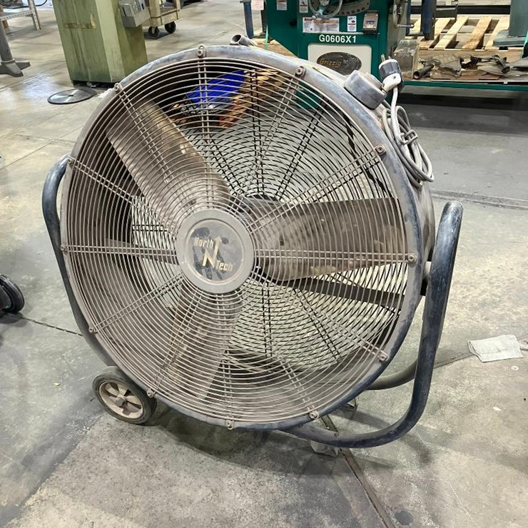 NORTHTECH 30" BARREL FAN