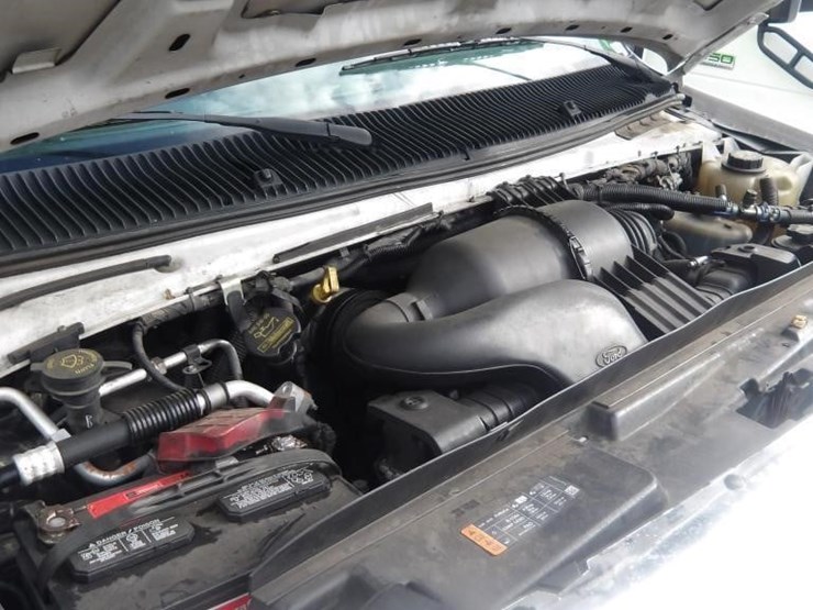 2017-ford-e450-image-9
