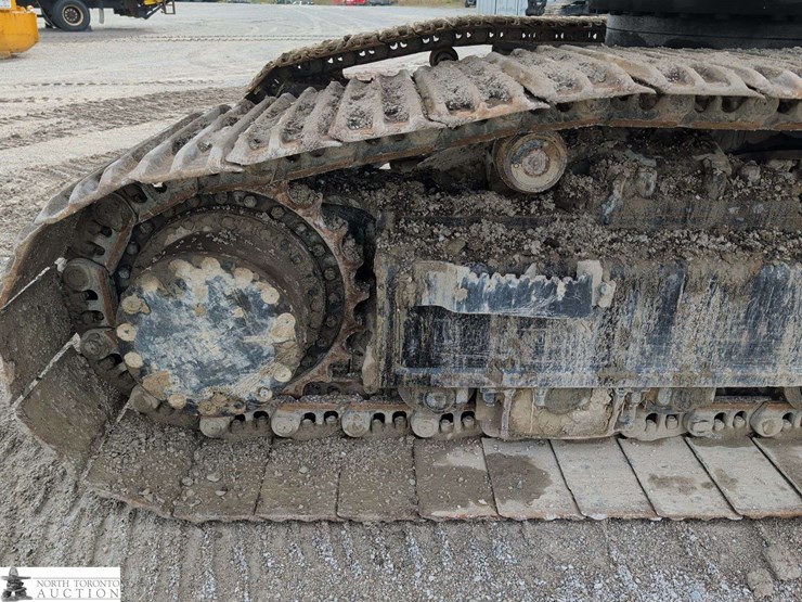 2010-john-deere-450-image-29
