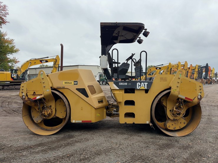 2008-caterpillar-cb-534dxw-image-6