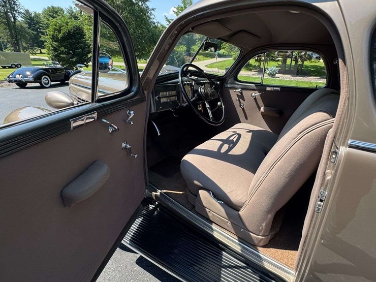 1937-lasalle-series-50-five-passenger-coupe-image-33