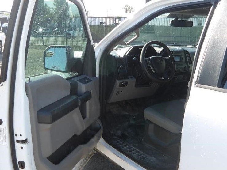 2019-ford-f150-image-19