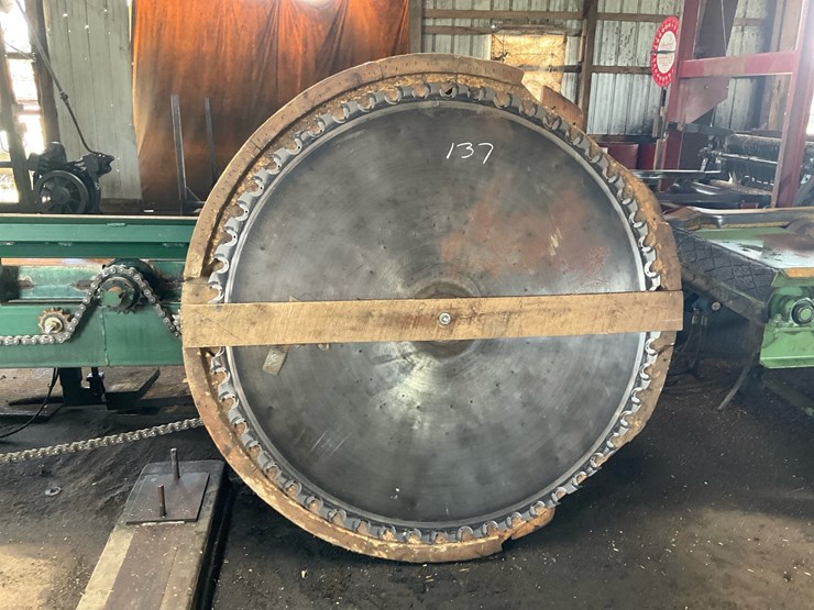 #137-•-large-insert-tooth-circular-saw-blade-image-1