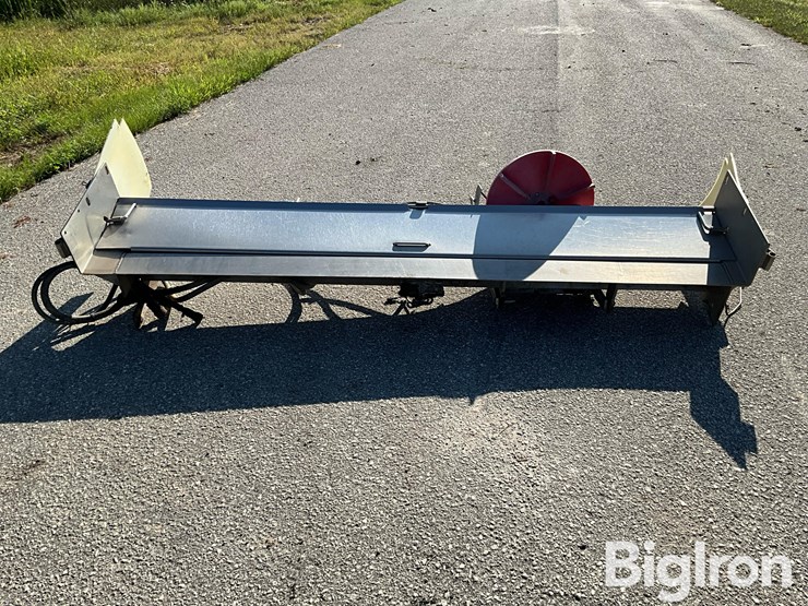 8’-stainless-steel-truck-salt/sand-spreader-attachment-image-4
