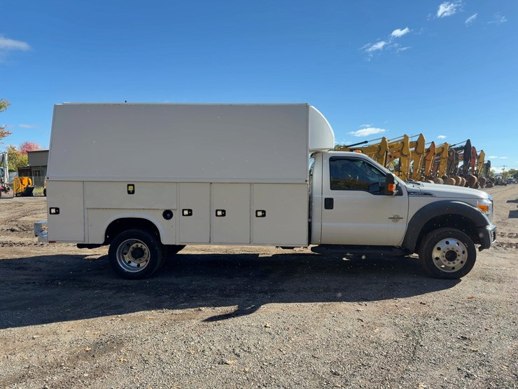2015-ford-f450-xlt-image-6