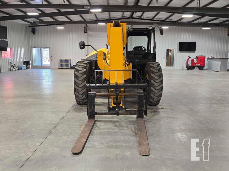 2015-jcb-507-42-image-7