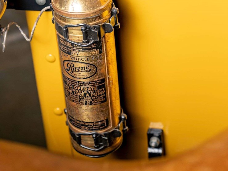 1938-harley-davidson-caterpillar-package-van-tribute-image-48