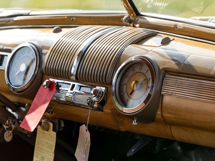 1947-ford-super-deluxe-woody-wagon-image-115