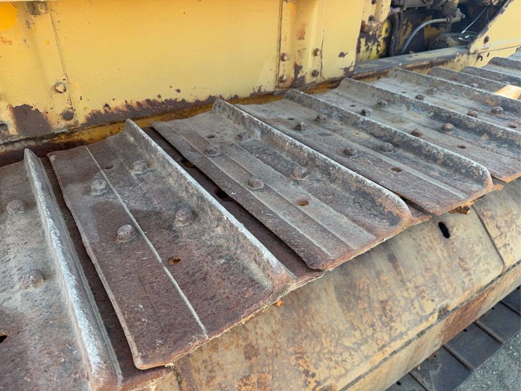 caterpillar-d7-image-15