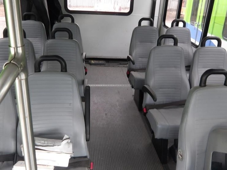 2016-ford-e450-image-20