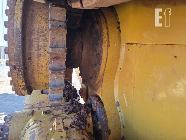 2016-caterpillar-d6t-xl-image-37