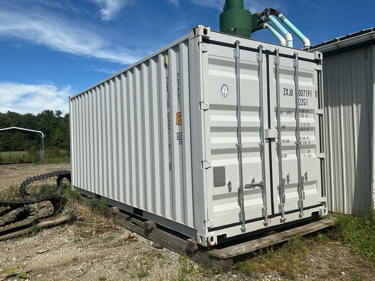 #179-•-shipping-container-with-interior-shelving-image-2