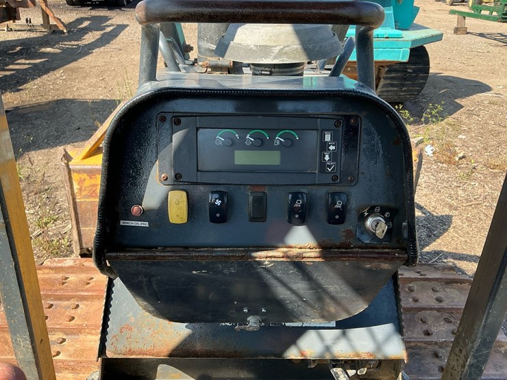 deere-650j-lt-image-11