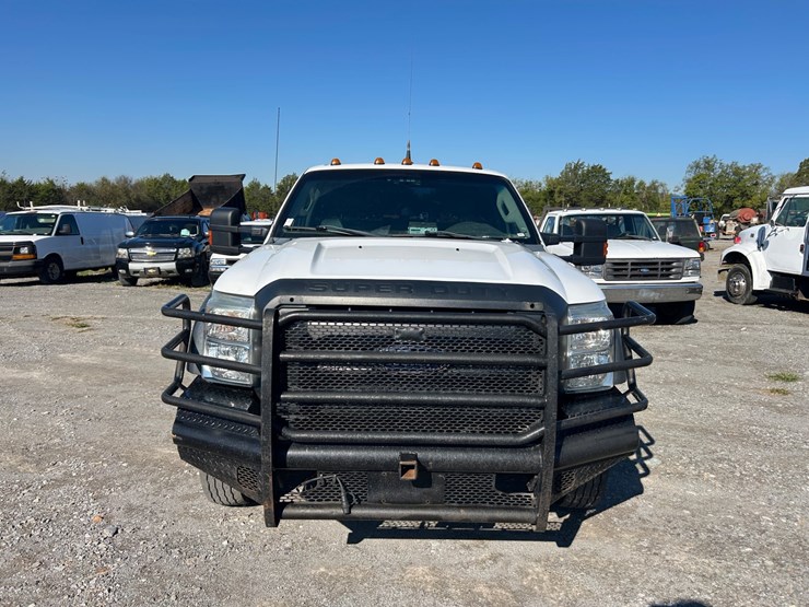 2012-ford-f550-image-5