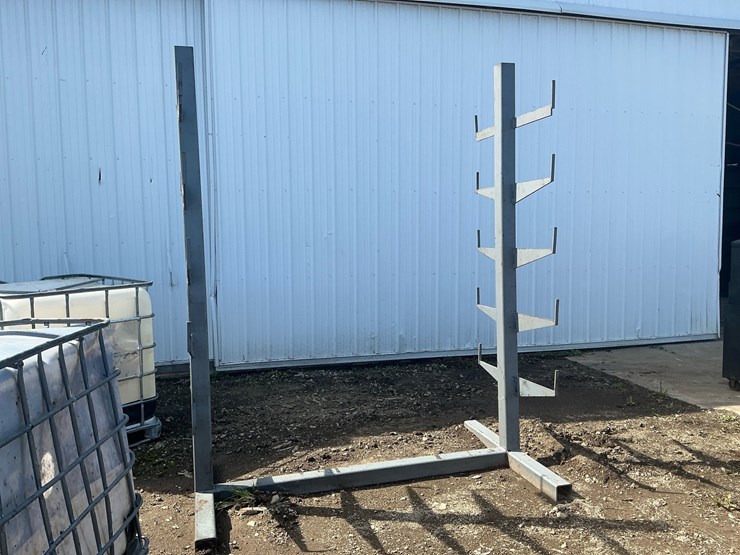 #180-•-double-sided-steel-cantilever-storage-rack-image-2