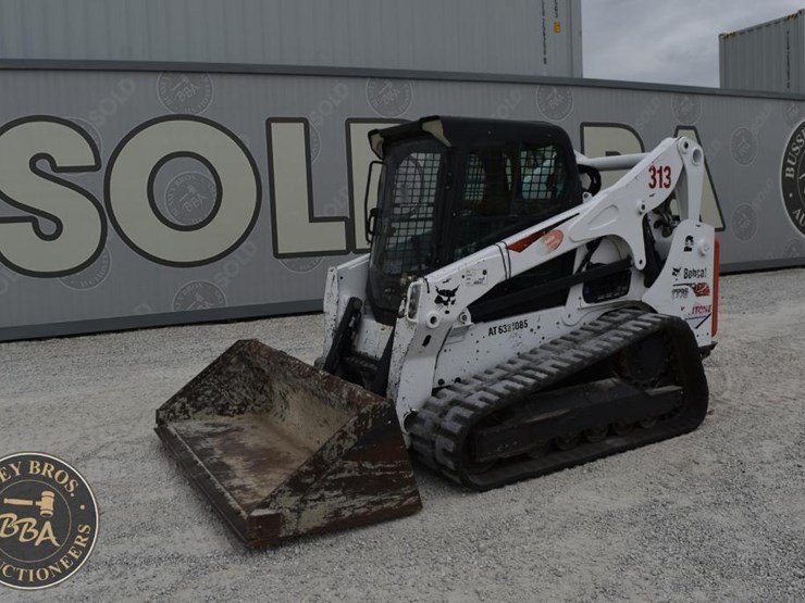 2019-bobcat-t770-image-11