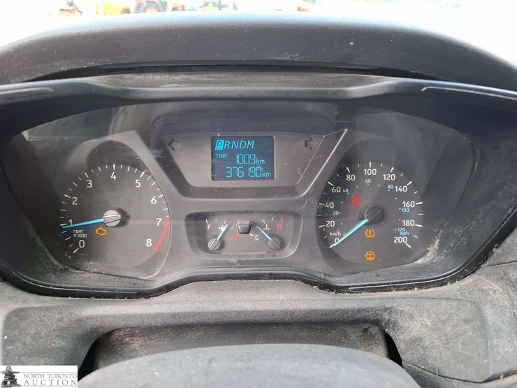 2016-ford-transit-image-11