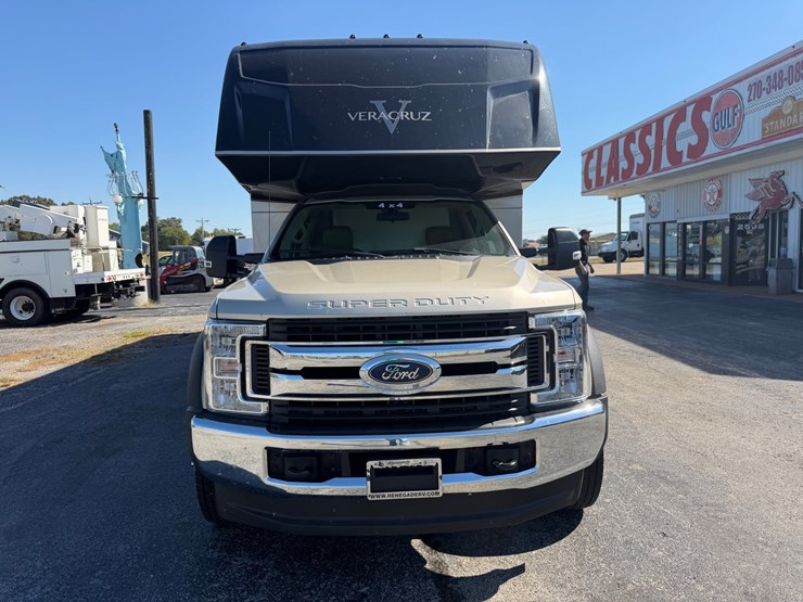 2018-ford-f550-image-2