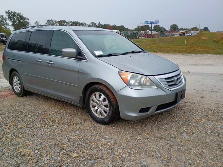 2008-honda-odyssey-image-10