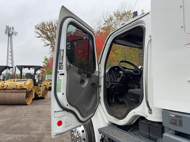 2006-caterpillar-c7-image-19