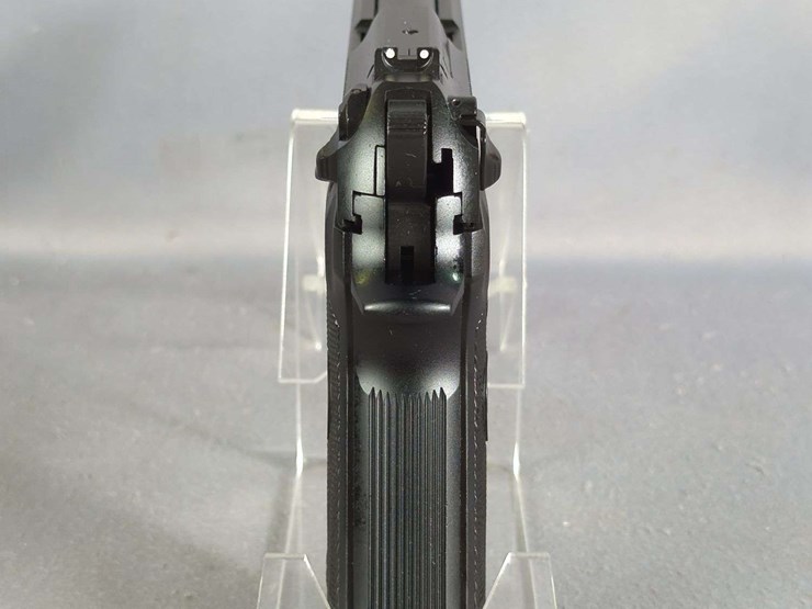pietro-beretta/-beretta-usa-96a1-.40-s&w-pistol-sn#-a78986m,-3-total-mags,-manual,-in-original-hard-case-image-8