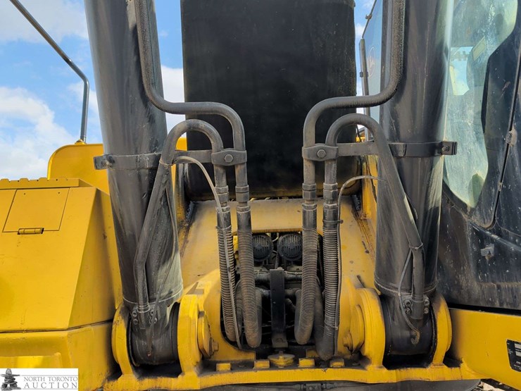 2010-john-deere-450-image-17