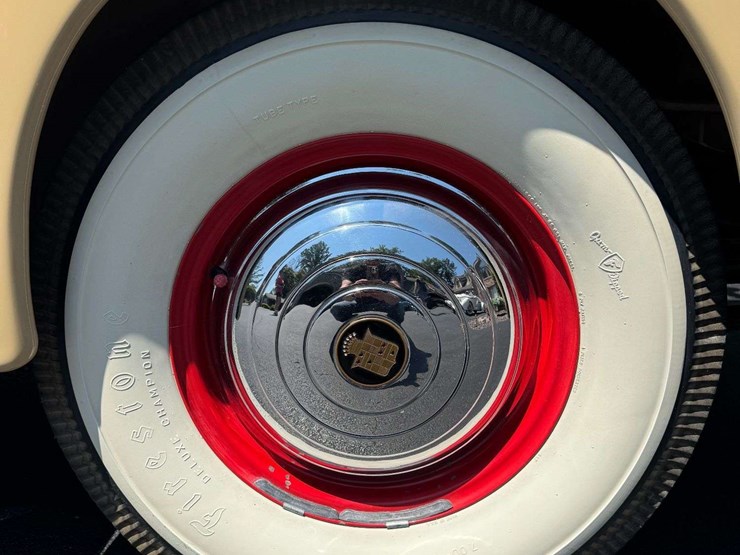 1937-cadillac-series-60-five-passenger-touring-sedan-image-8