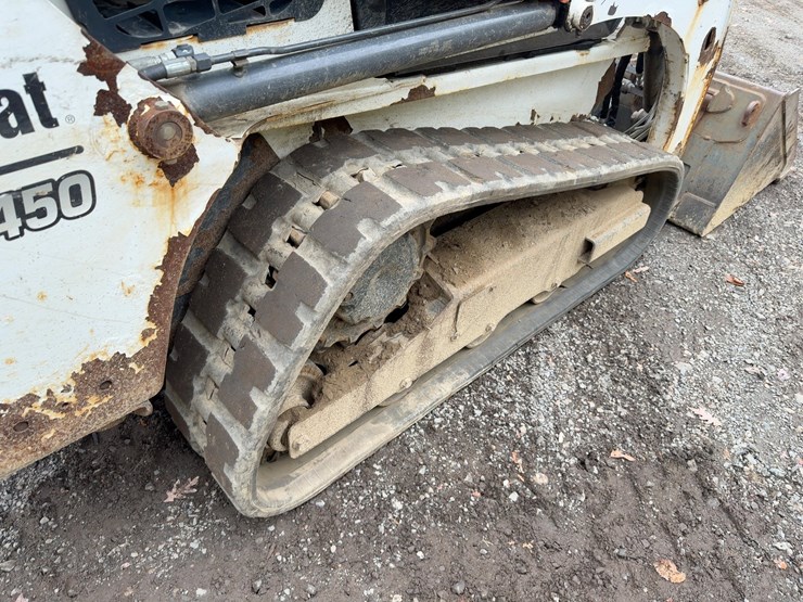 2020-bobcat-t450-image-14