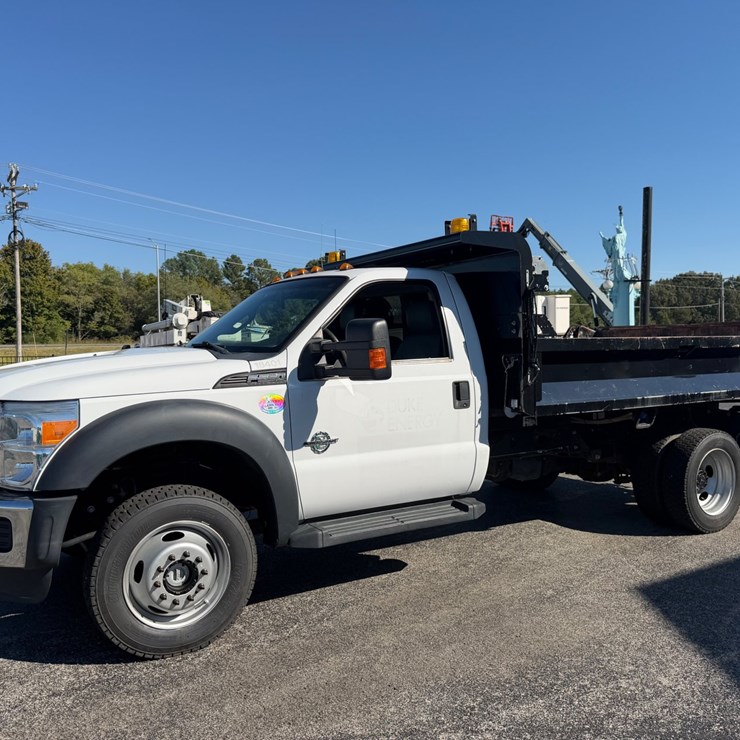 2016 FORD F550