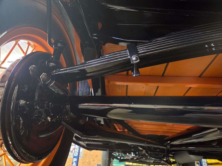 1933-ford-v8-roadster-pickup-image-122