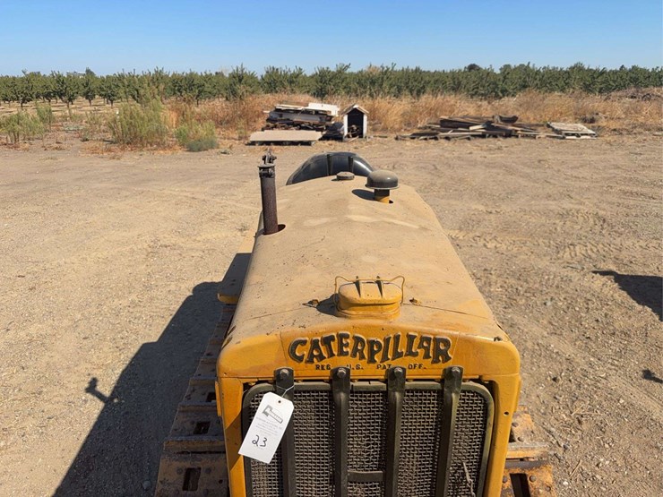 caterpillar-15-image-10