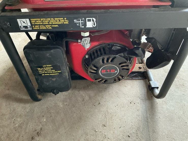 #105-•-predator-4375-portable-gas-generator-image-11